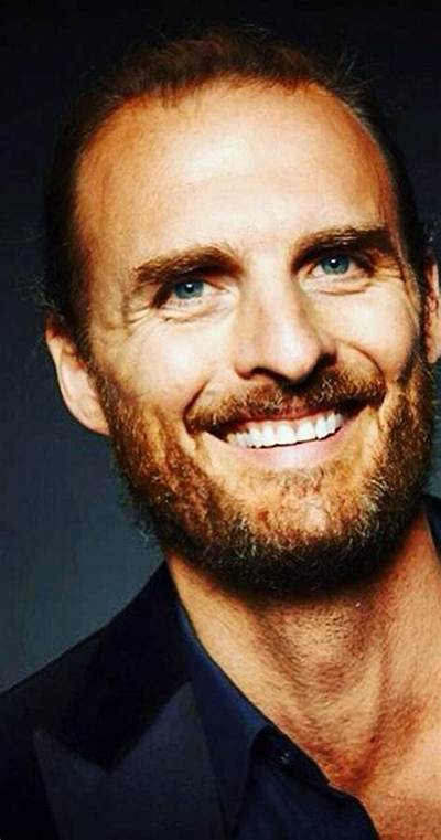 Greg Bryk Bio (Wiki)