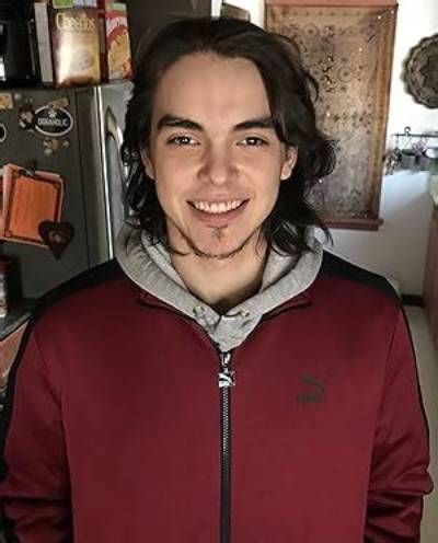 Griffin Powell-Arcand - Age, Family, Bio