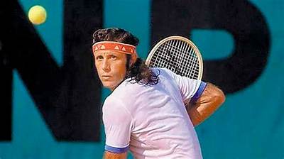 Guillermo Vilas - Age, Family, Bio