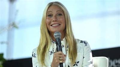Gwyneth Paltrow Paid Someone to Buy 500 Books as Home Decor, Just Fyi