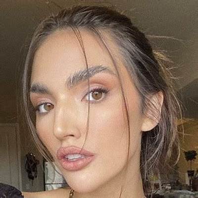 Hailee Lautenbach - Age, Family, Bio