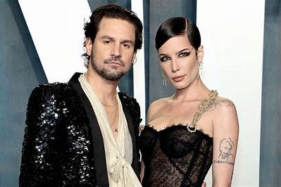 Halsey and Boyfriend Alev Aydin Split, It’s ‘Amicable… They’re Planning to Co-Parent’
