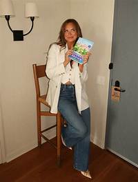 Hannah Brown Height, Weight, Net Worth, Age, Birthday, Wikipedia, Who, Nationality, Biography