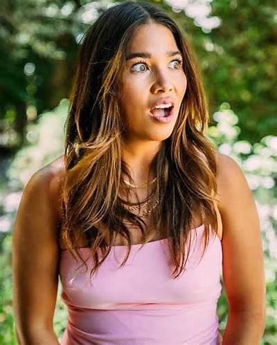 Hannah Kosh Height, Weight, Net Worth, Age, Birthday, Wikipedia, Who, Instagram, Biography