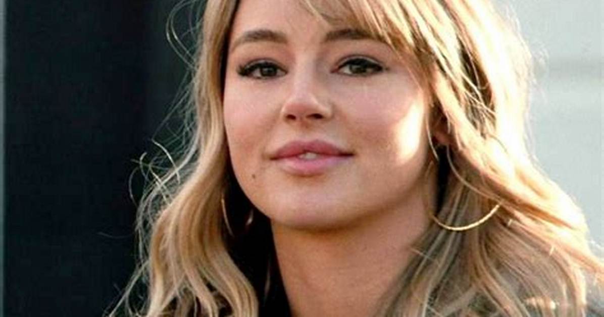 Hassie Harrison Bio (Wiki)