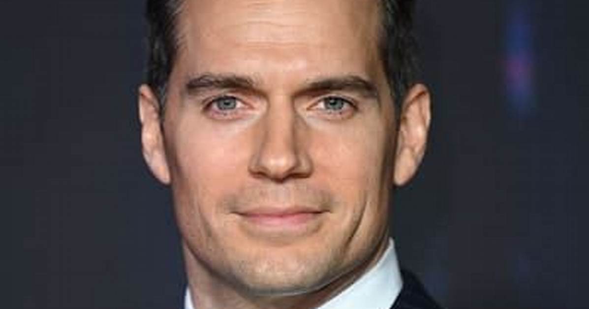 Henry Cavill Bio (Wiki)