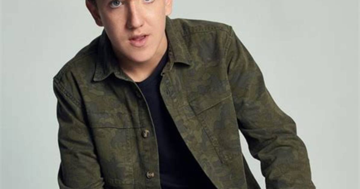Henry Gallagher - Age, Family, Bio