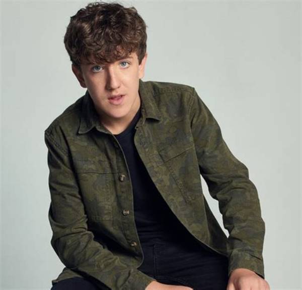 Henry Gallagher - Age, Family, Bio