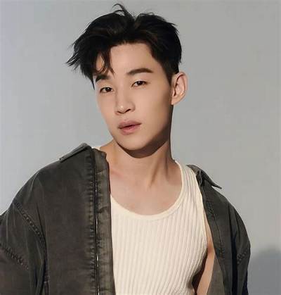 Henry Lau Bio (Wiki)