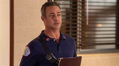 Here Is Why Fans Think Kelly Severide Is Leaving Chicago Fire, Here Is an Update on Taylor Kinney Plot Line on the Show