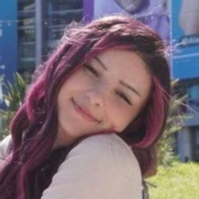 Heyyy. Its. Soph - Trivia, Family, Bio