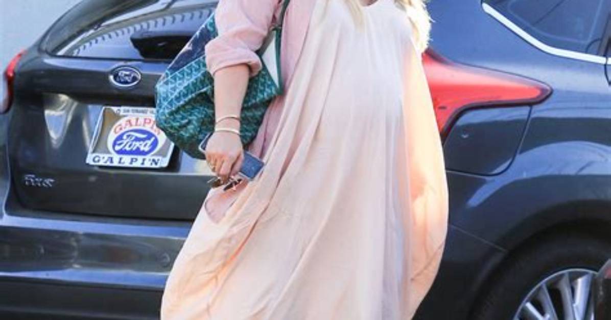 “Hilary Duff Is Pregnant Again, She’s Expecting Her Fourth Child” Links