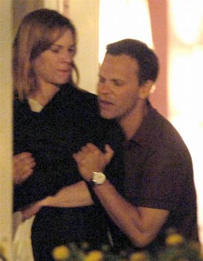 Hilary Swank Felt ‘No Spark’ with Then-Married Boyfriend, Despite Affair