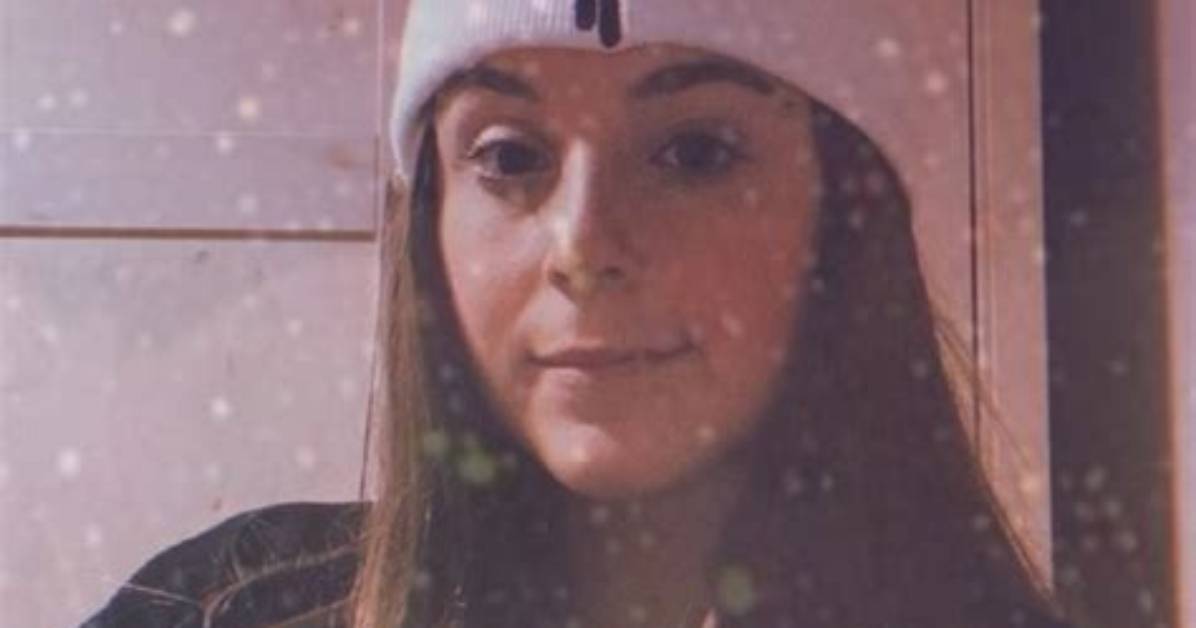 Hope Brett - Age, Family, Bio