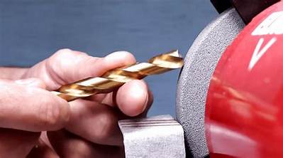How Do You Sharpen a Paddle Bit?