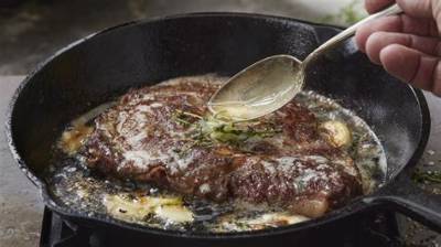How Do You Use Basting Oil?