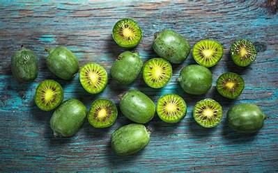 How Do You Use Kiwi Berries?