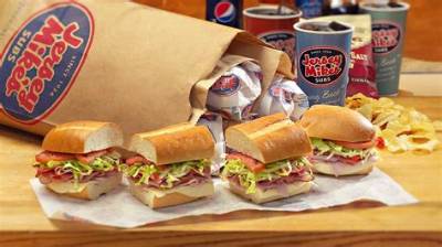How Many Does a Jersey Mike’s Giant Sub Feed?