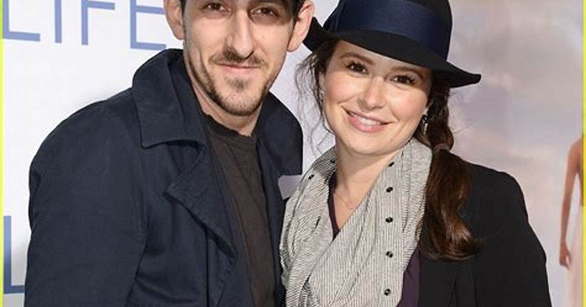 How Old Is Albee Lowes? Meet Katie Lowes Son on Instagram
