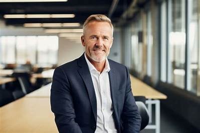How Old Is Ceo of Bettercloud? Net Worth and Earnings 2022 Explained