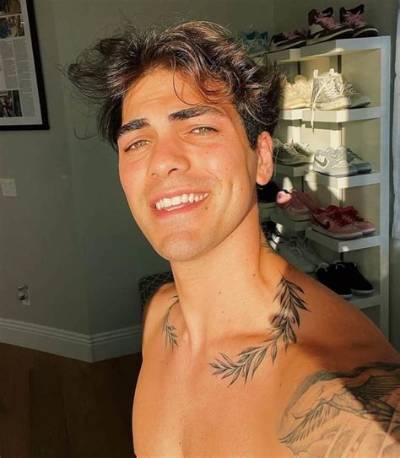 How Old Is Thomas Petrou? Age, Height, Net Worth, Girlfriend