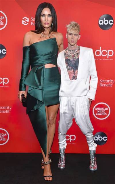 How Tall Is Megan Fox?