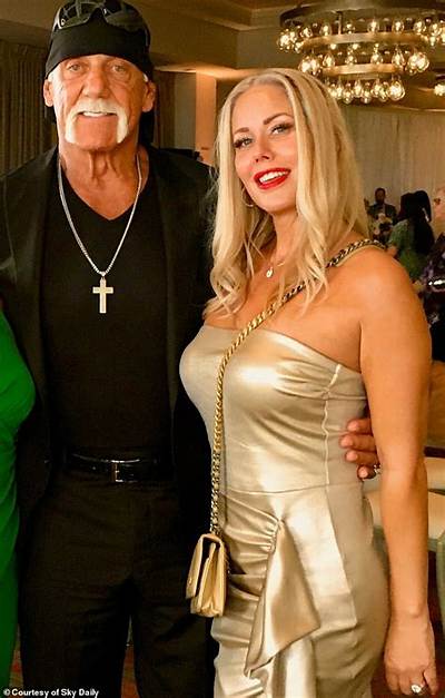 Hulk Hogan Cheated on Wife with Daughter’s Best Friend