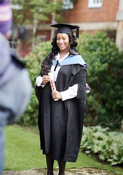 I Passed, Dj Cuppy Graduates from Oxford