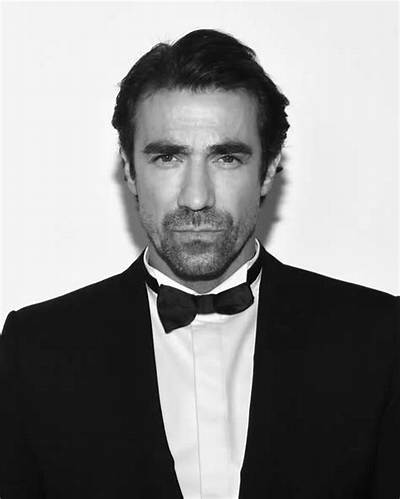 Ibrahim Celikkol - Age, Family, Bio