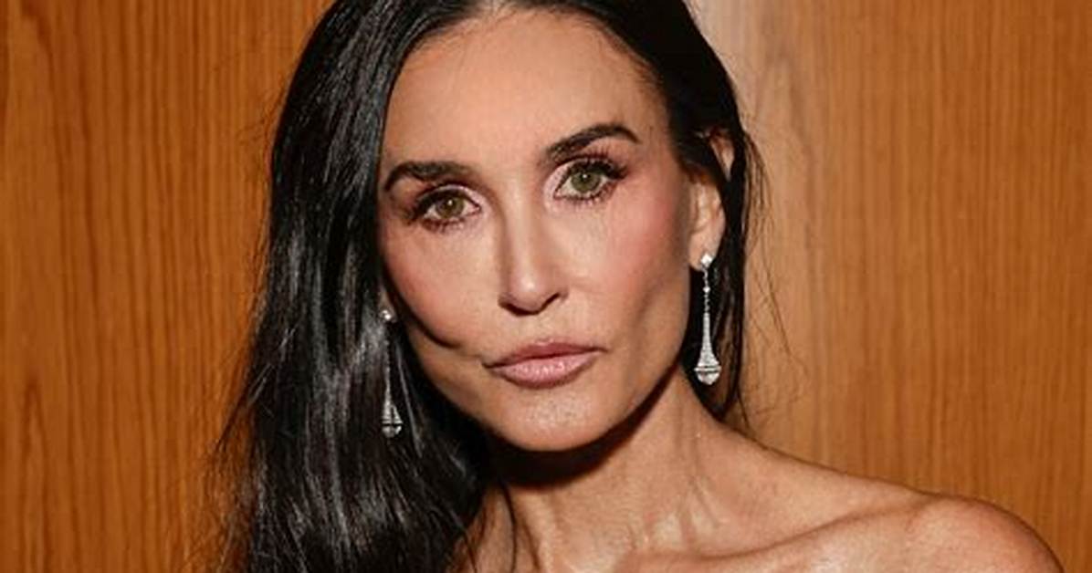 In Touch: Demi Moore Has a Drinking Problem, She’s “A Complete Mess”