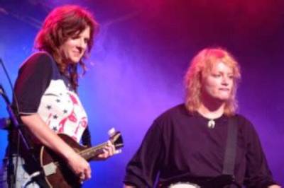 Indigo Girls - Members, Ages, Trivia