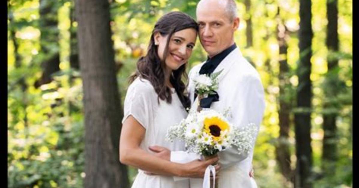 Inside Married Life of Kurt Browning Wife Alissa Czisny and Net Worth