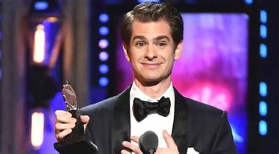 Is Andrew Garfield Married? His Biography, Age, Girlfriend, Dating and Family