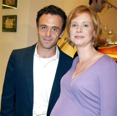 Is Cynthia Nixon Pregnant in Real Life: Weight Gain or Baby Bump