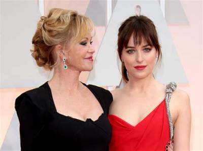 Is Dakota Johnson a Lesbian?