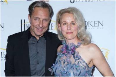 Is Dave Asprey Married?