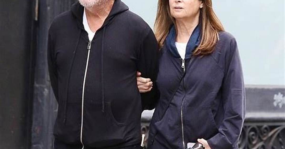 Is Dominic Hoffman Married to Wife? or Dating a Girlfriend?