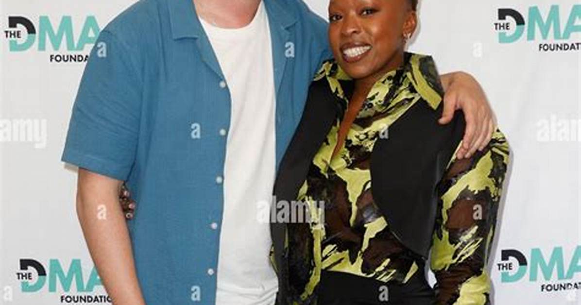 Is Dominique Moore Married to Kevin J Comedian? Husband and Married Life – Lovely Little Farm Actress