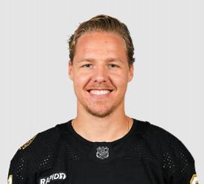 Is Hampus Lindholm Dating Fredrika Lundberg? His Girlfriend and Dating Life on 2022 Revealed
