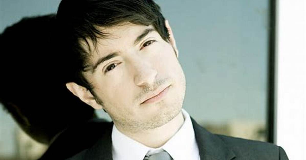 Is Jason Fuchs Married? His Bio, Age, Wife, Height and Net Worth