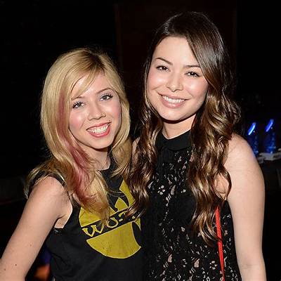Is Jeanette Mccurdy Lesbian?