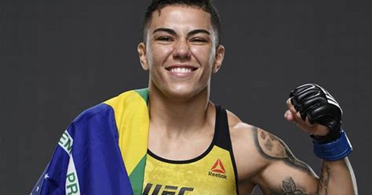 Is Jessica Andrade Lesbian? Wife Family and Net Worth 2023