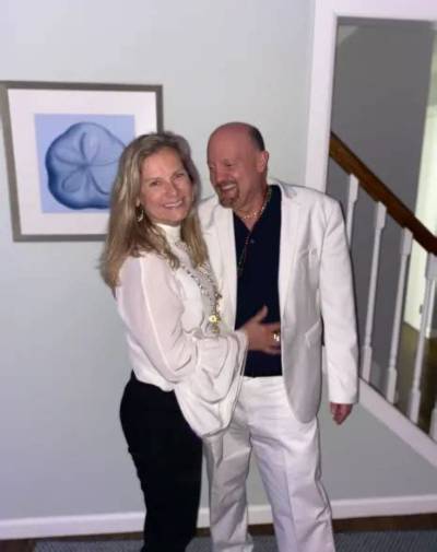Is Jim Cramer Married? His Bio, Age, Wife, Salary and Net Worth