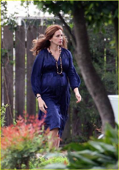 Is Julia Roberts Pregnant with Her Fourth Child?