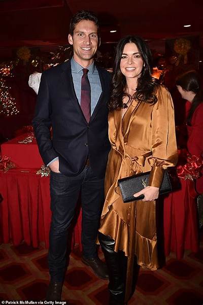 Is Katie Lee Biegel Pregnant Again in 2022? Chef’s New Baby Bump After Daughter Iris Marion