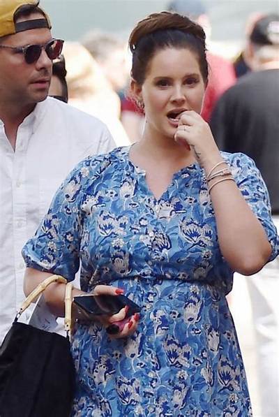 Is Lana Del Rey Pregnant? Who Is Lana Del Rey?