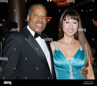 Is Larry Elder Married or Dating? Who Is Larry Elder’s Wife/Girlfriend?