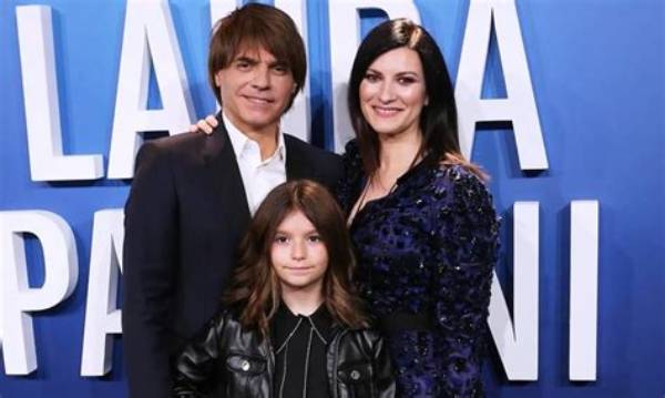 Is Laura Pausini Pregnant in 2023? Baby Bump or Weight Gain