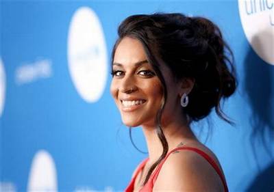 Is Lilly Singh Gay? Age, Height, Net Worth