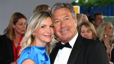 Is Lisa Faulkner Pregnant? Baby Husband and Net Worth